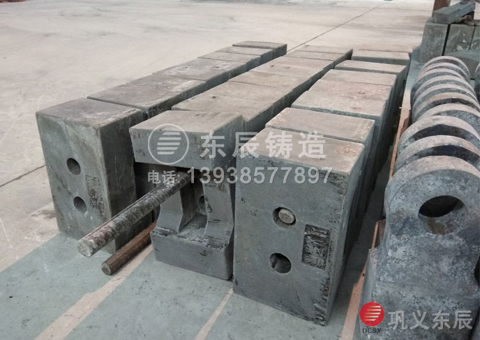 高鉻鑄鐵復(fù)合錘頭