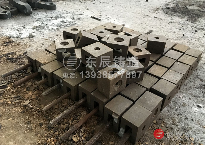 發(fā)貨鶴壁市制砂機(jī)錘頭